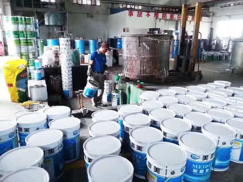 潮濕天里重慶地板漆廠家如何施工？